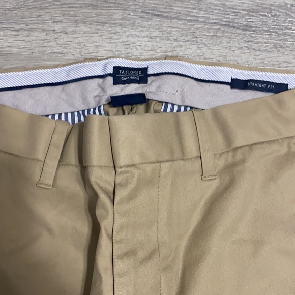 🎈SALE🎈GAP Khaki Straight Fit Pants - Picture 2 of 5